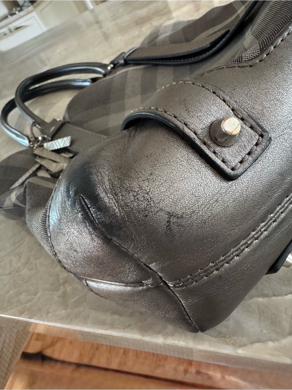 Vintage Burberry Nova Check Haymarket Tote Gray Bag Metallic Leather Trim - Picture 9 of 14